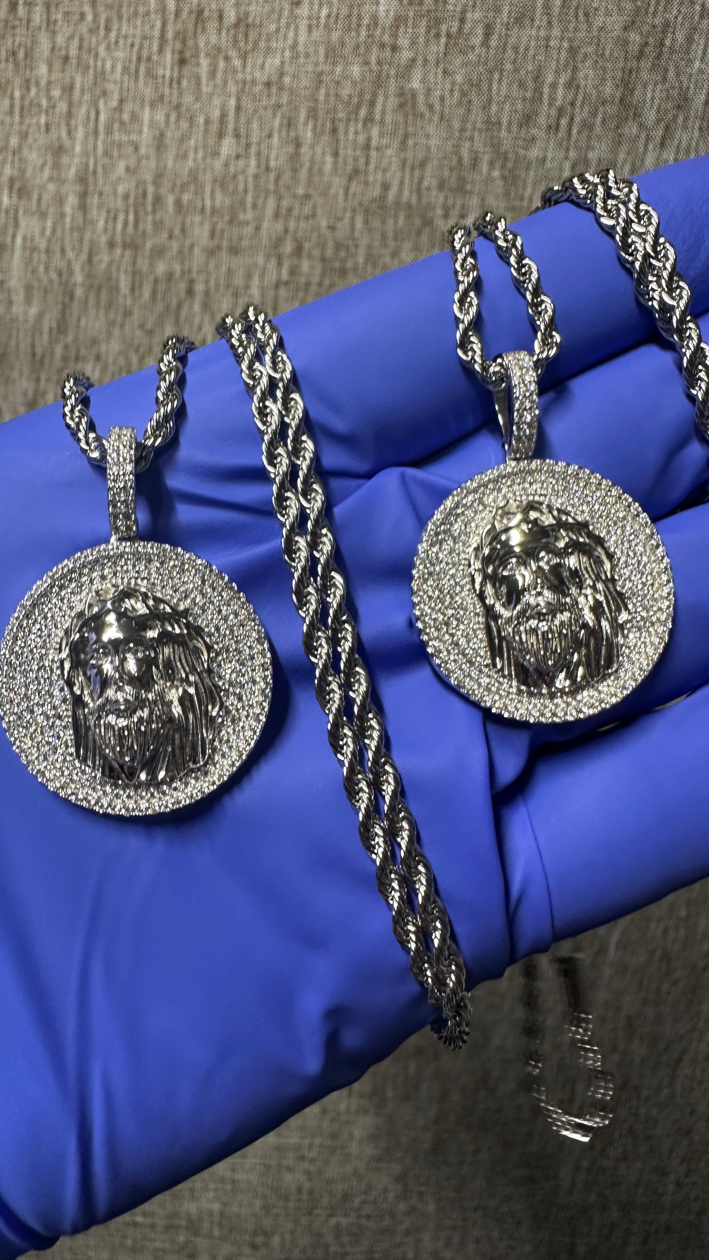 Iced Jesus Piece Pendant w/ 3MM Rope Chain (925 Silver VVS1 Moissanite)